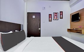 Super Collection O Eon Inn Near Pune Airport